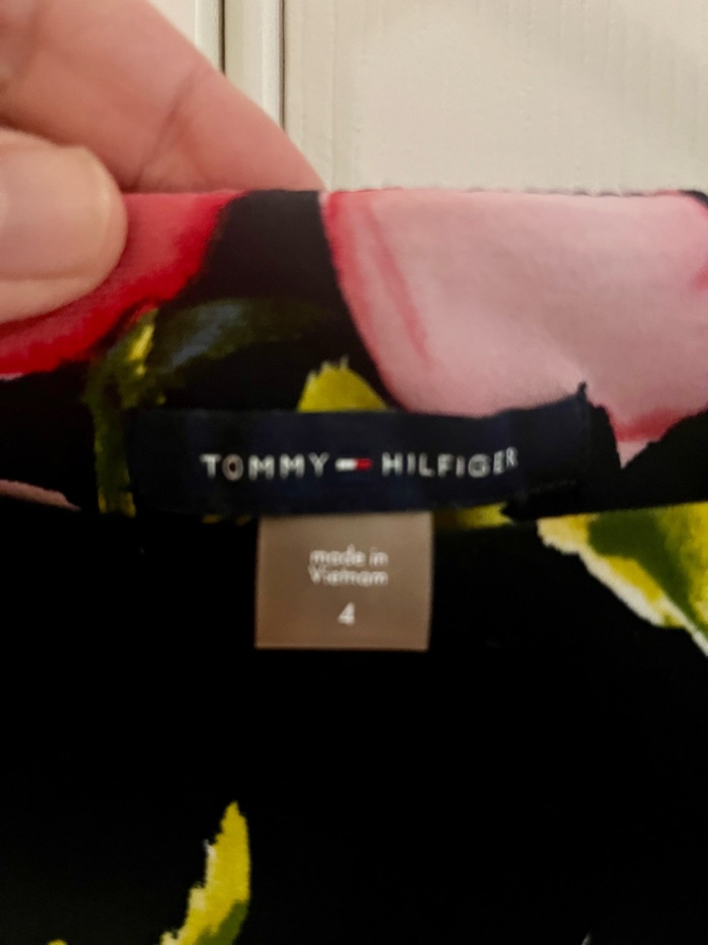 Women’s Tommy Hilfiger Floral 3/4 sleeves shift dress-S - Picture 2 of 6